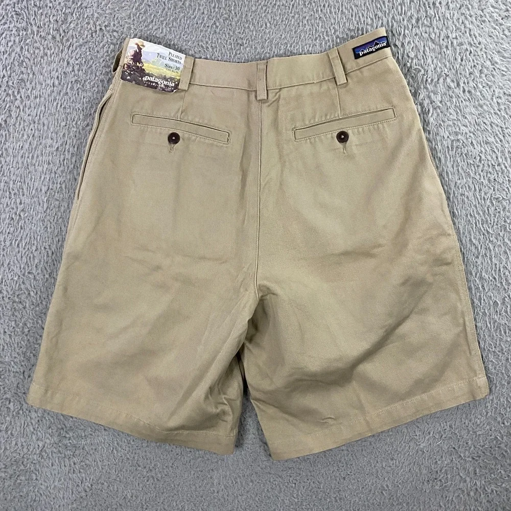 Patagonia Pleated Twill Shorts FITS Mens 29 Pleated Safari Khaki Deadstock VTG